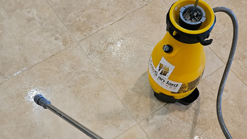 Applying cleaning solution